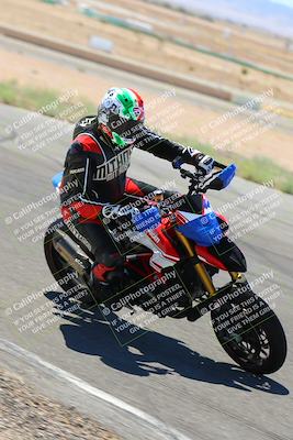 media/Sep-24-2022-TrackXperience (Sat) [[08127a19bf]]/Intermediate Group/session 3 turn 11/